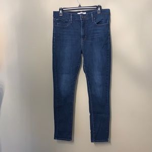 Levi Strauss Mens slimming skinny jeans